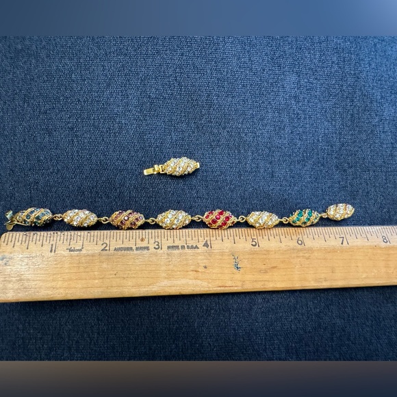 Jackie Kennedy Camrose and Kross JBK royal Egg bracelet - Picture 2 of 5